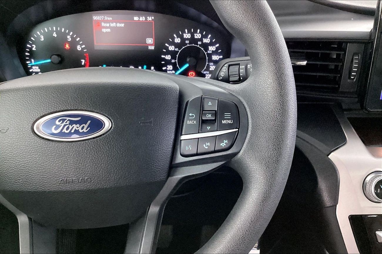 Ford Explorer XL / Standard | National Day Celebration | Guaranteed Warranty | 0 Down Payment