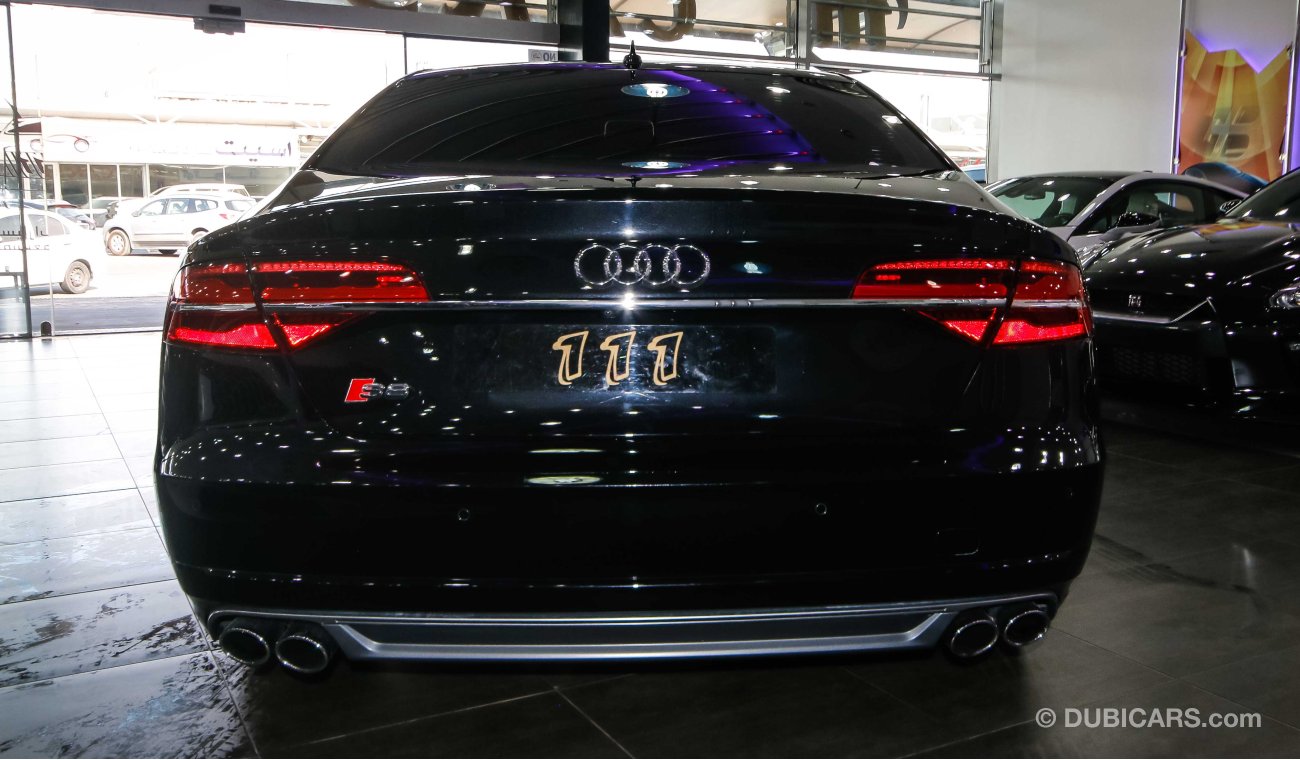 Audi S8 V8 T