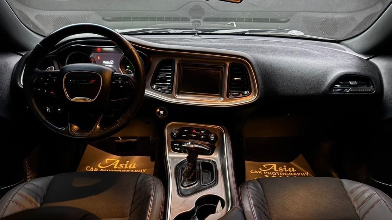 دودج تشالينجر RT