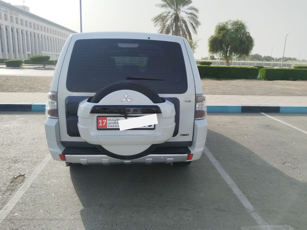 Mitsubishi Pajero GLS Highline 3.5L (186 HP)