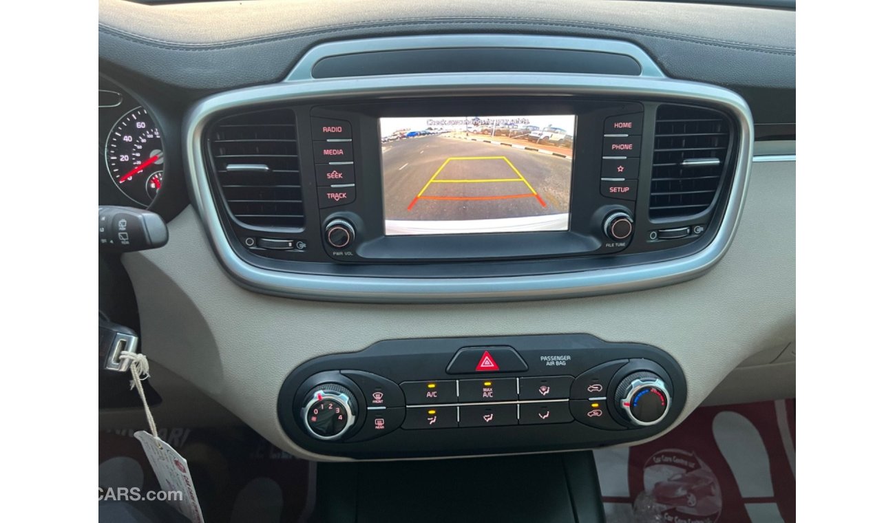 Kia Sorento 2019 AWD AND ECO V4 7 SEATER