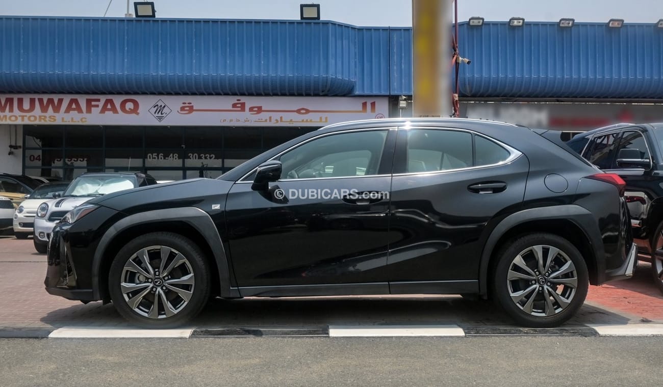 Lexus UX200
