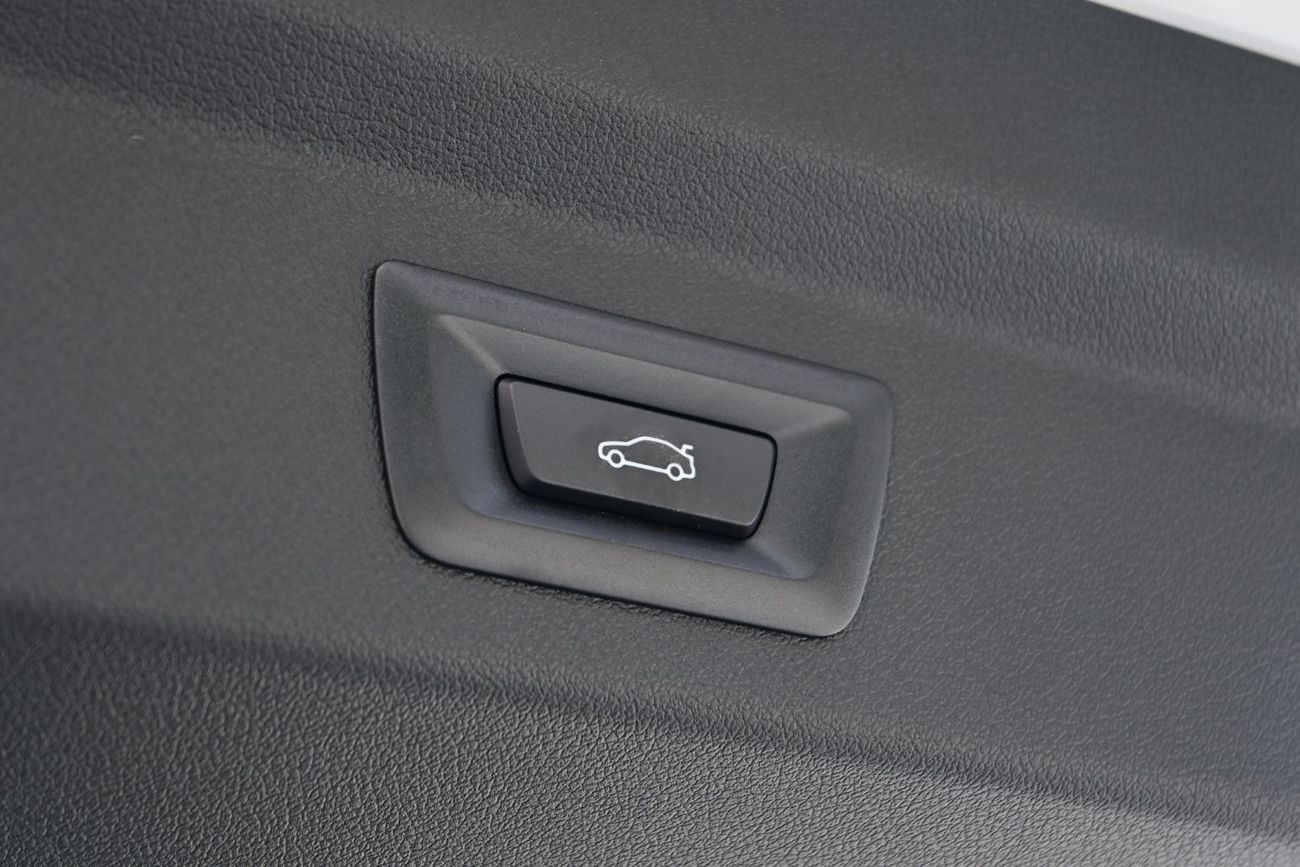 بي أم دبليو X2 BMW X2 sDrive 25i 2.0L Turbo, M Sport Model 2025