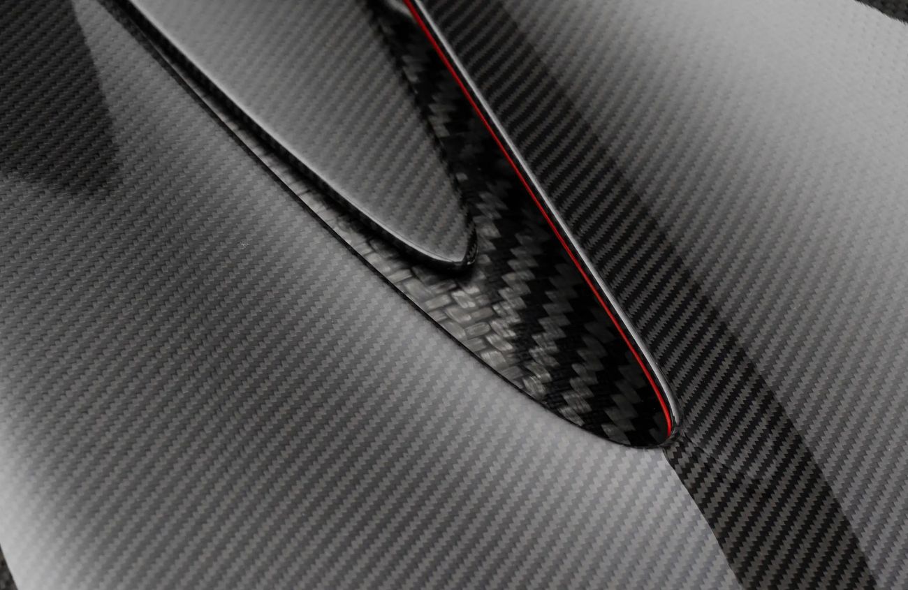 McLaren P1 3.8L V8 Twin-Turbocharged + Electric Motor