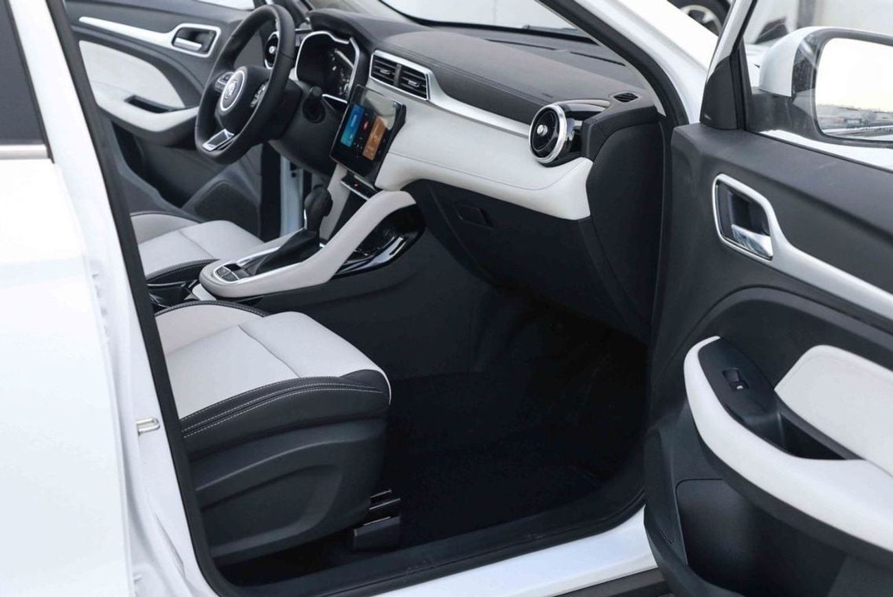 MG ZS 2025 MG ZS LUXURY 1.5 - WHITE inside BEIGE | Export Price