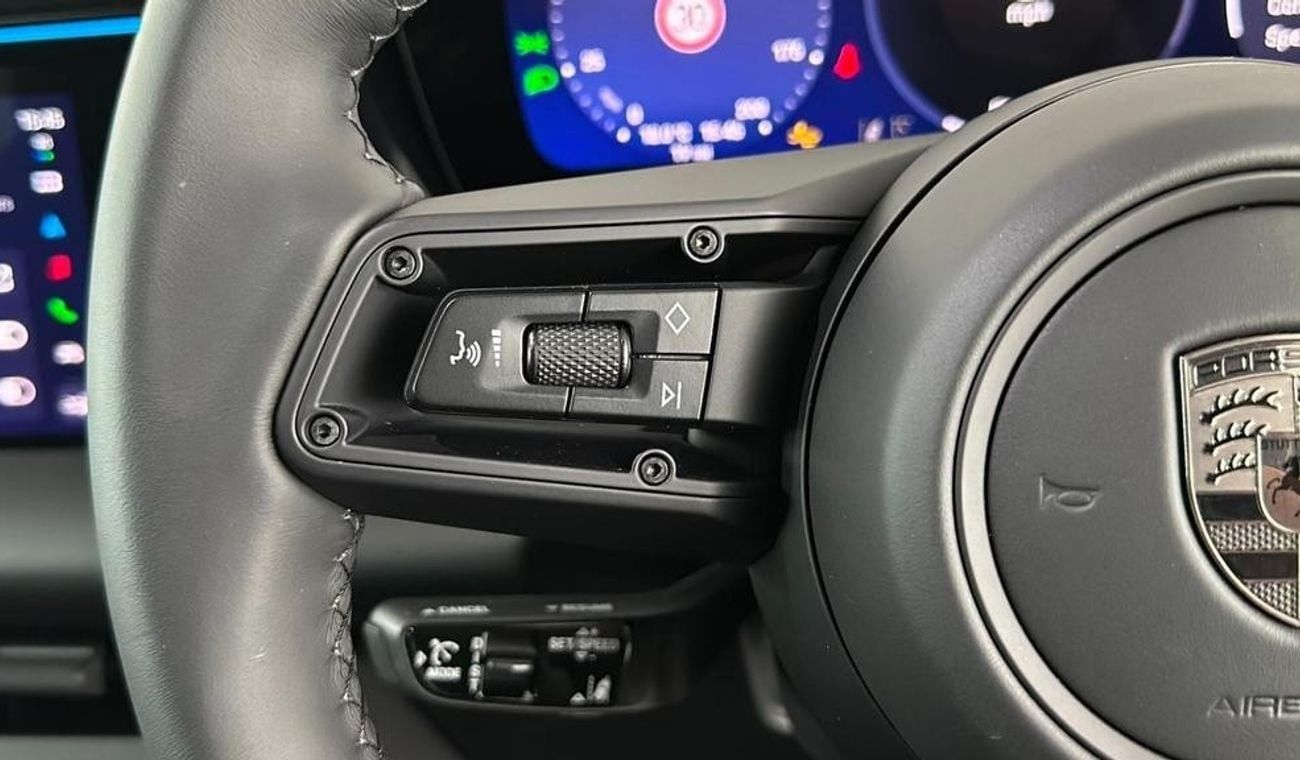 Porsche Macan Electric Estate 470kW Turbo RIGHT HAND DRIVE