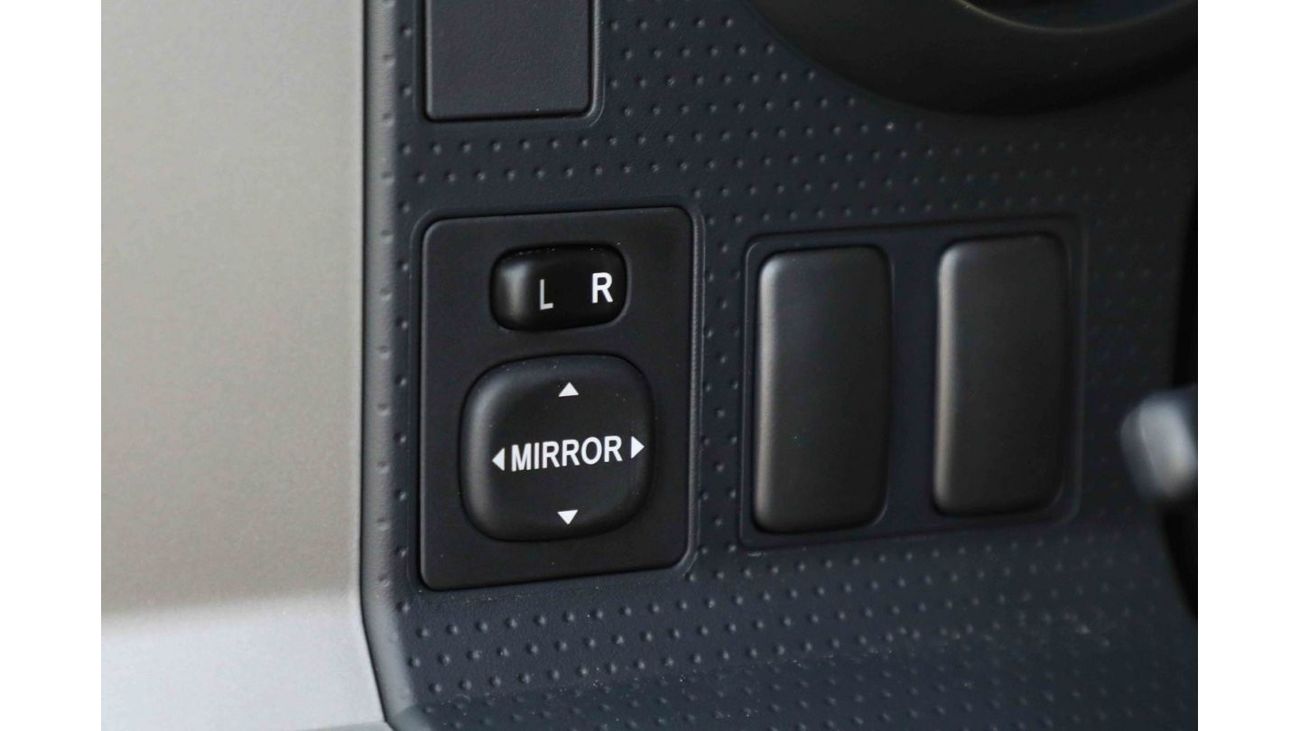 Toyota FJ Cruiser 2023 Toyota FJ Cruiser 4.0 JBL - Black inside Black | Export Only