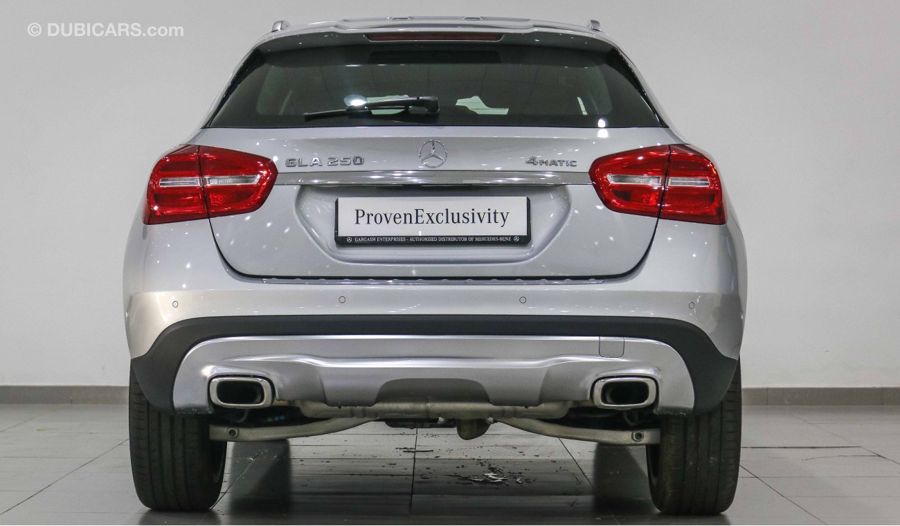 مرسيدس بنز GLA 250 4 Matic