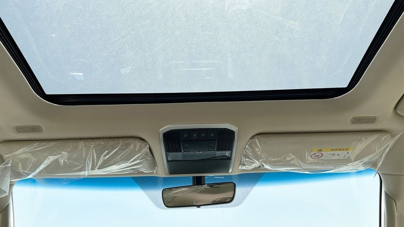 Toyota Land Cruiser GXR 4.0L Toyota LC300 4.0L S W GX-R AT