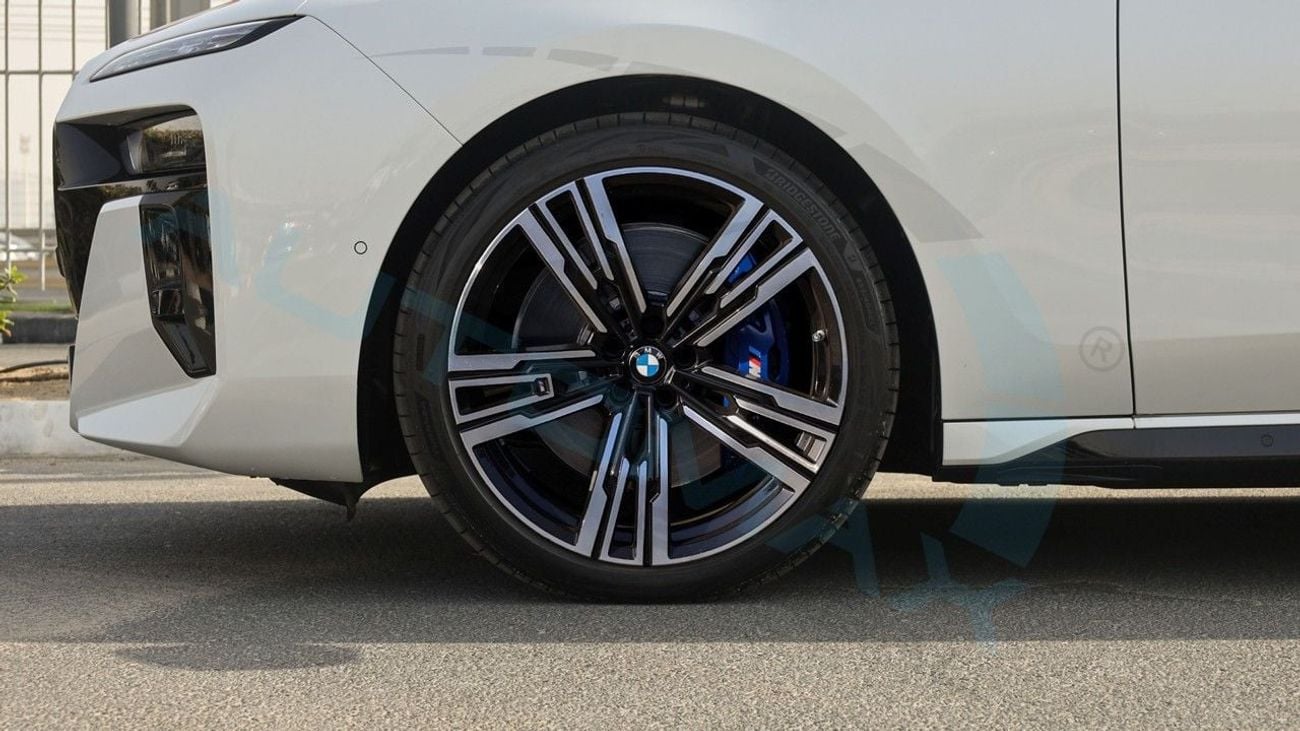 بي أم دبليو 760i XDRIVE MASTERCLASS M SPORT PACKAGE 2026 (For Export , НА ЭКСПОРТ) 4.4TT V8 AWD GCC Без пробега