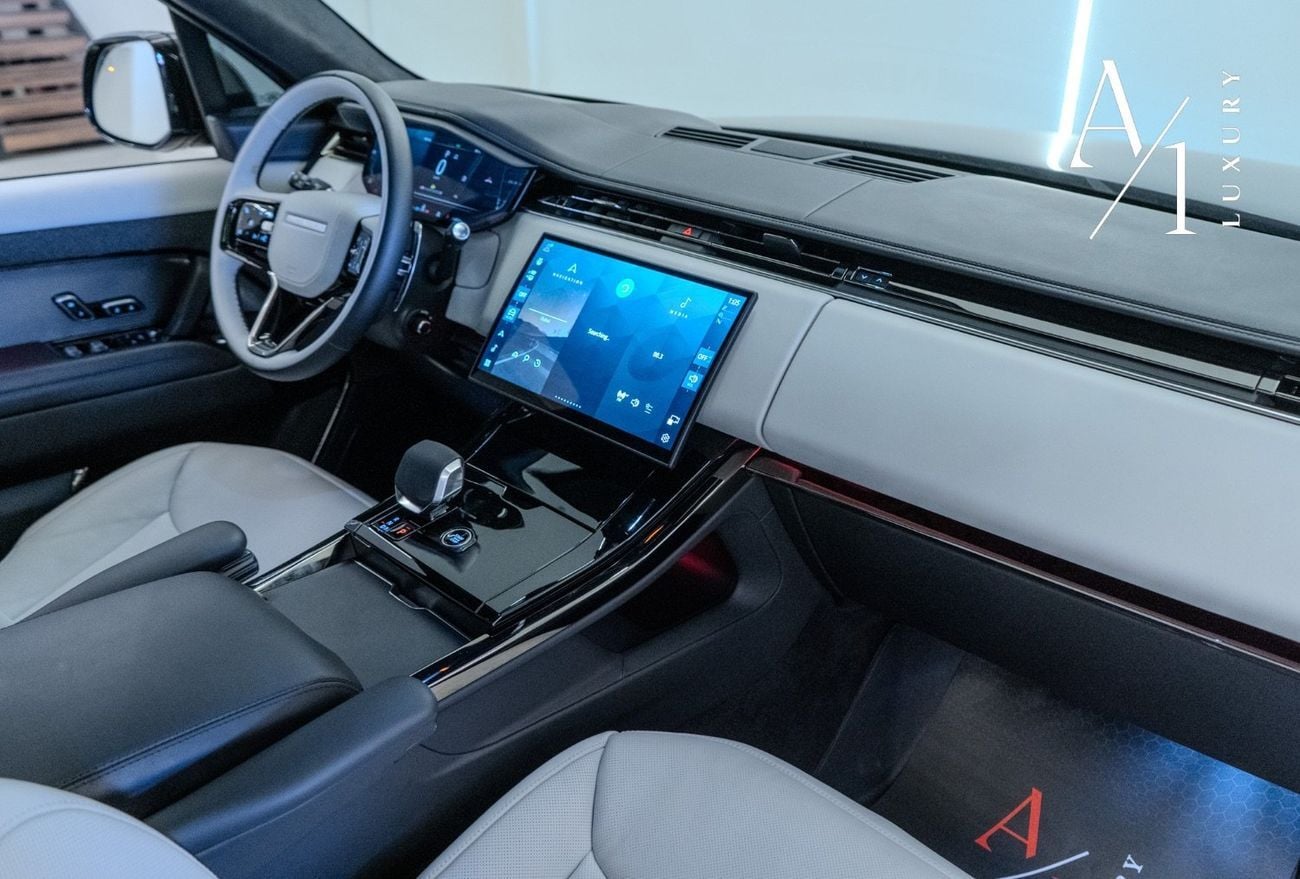 لاند روفر رينج روفر سبورت 2025 Range Rover Sport, P530 Autobiography, Fully Loaded, American Spec Converted To GCC