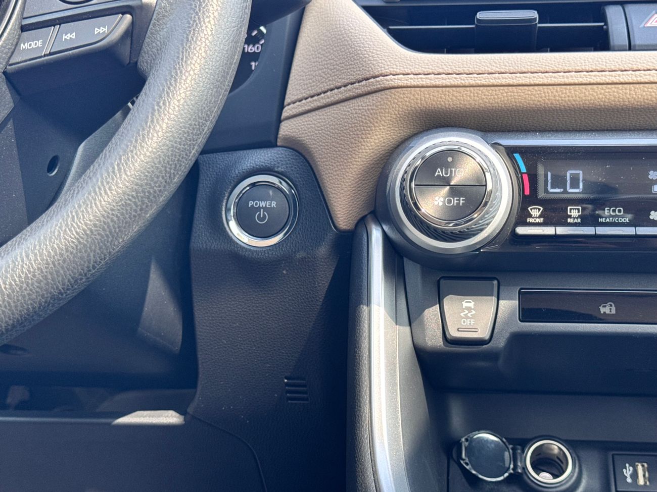 Toyota RAV4 HYBRID 2024 AWD 2.5L CUV BRAND NEW GCC 0KM