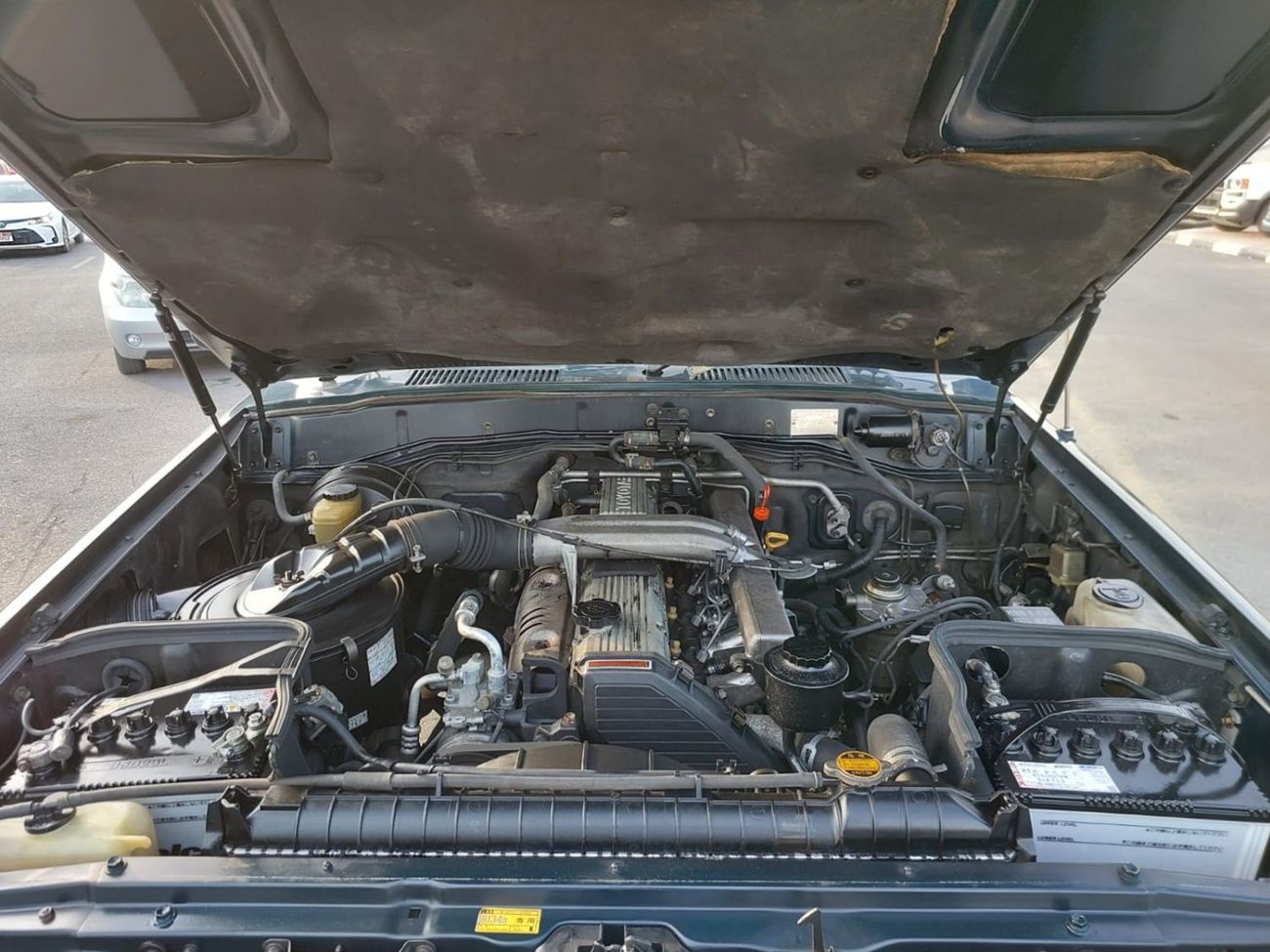 Toyota Land Cruiser TOYOTA LAND CRUISER SUV RHD 1994 MODEL 4.1 L DIESEL AUTOMATIC(PM02812)