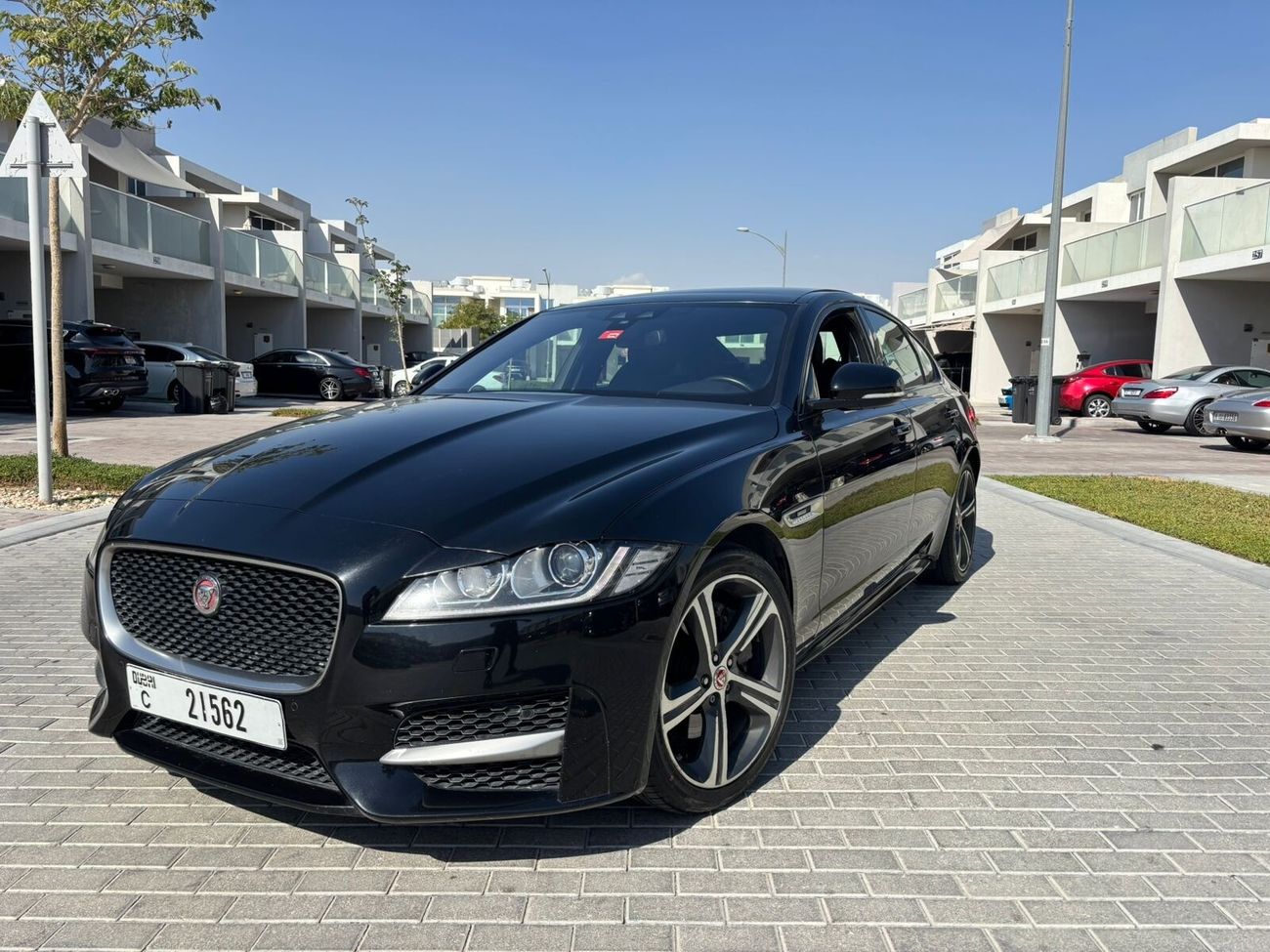Jaguar XF R-Sport 2.0L Sedan