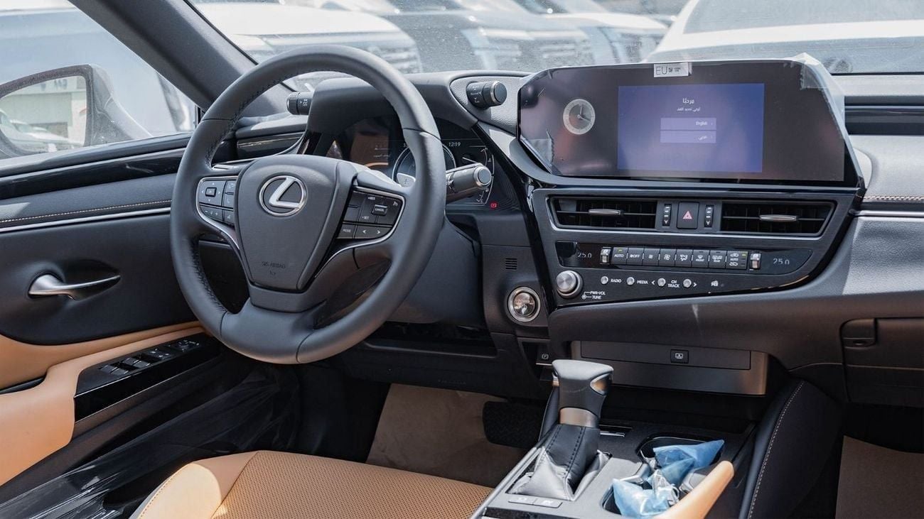 لكزس ES300h 2025 Lexus ES300h 2.5L AT Hybrid (Black)