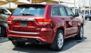 Jeep Grand Cherokee Jeep Grand Cherooke 2013 6.4 SRT Gcc Specefecation Very Clean Inside And Out Side Without Accedent N
