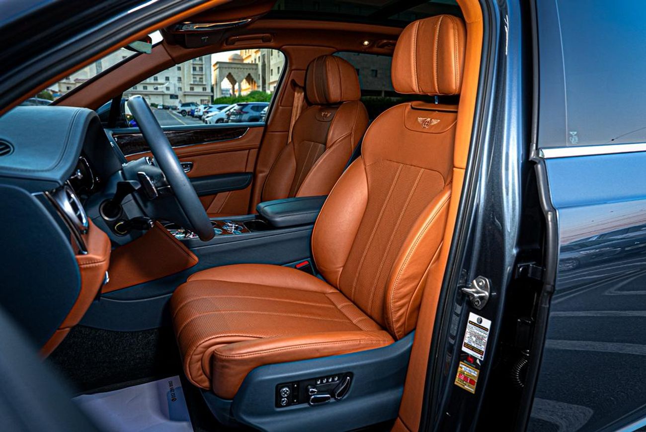 Bentley Bentayga Bentayga 4.0T