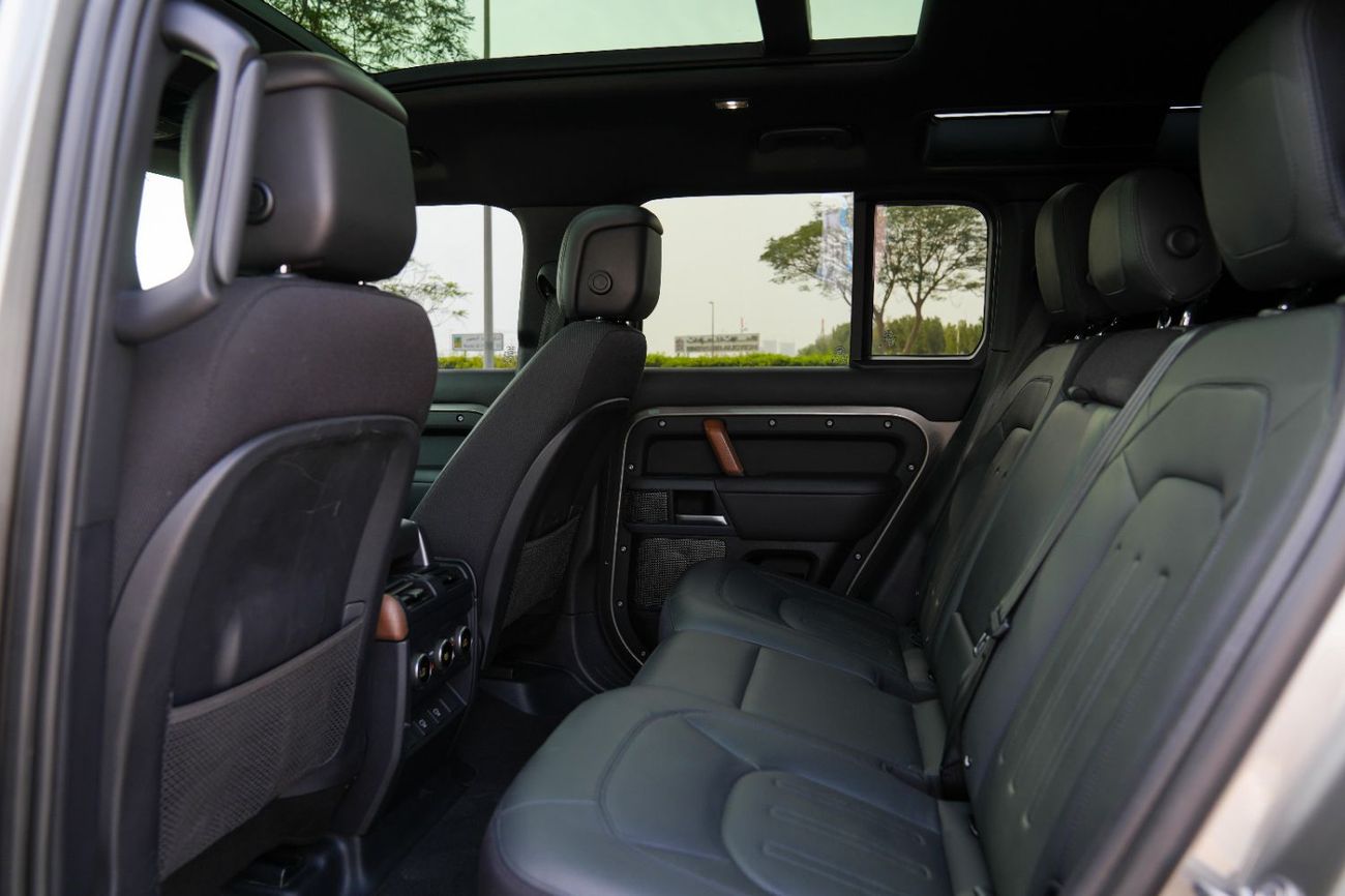 Land Rover Defender P400 110 X 3.0L (5 Seater)
