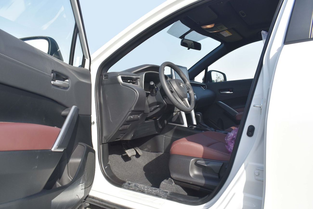 تويوتا كورولا كروس TOYOTA COROLLA CROSS 1.8L HEV