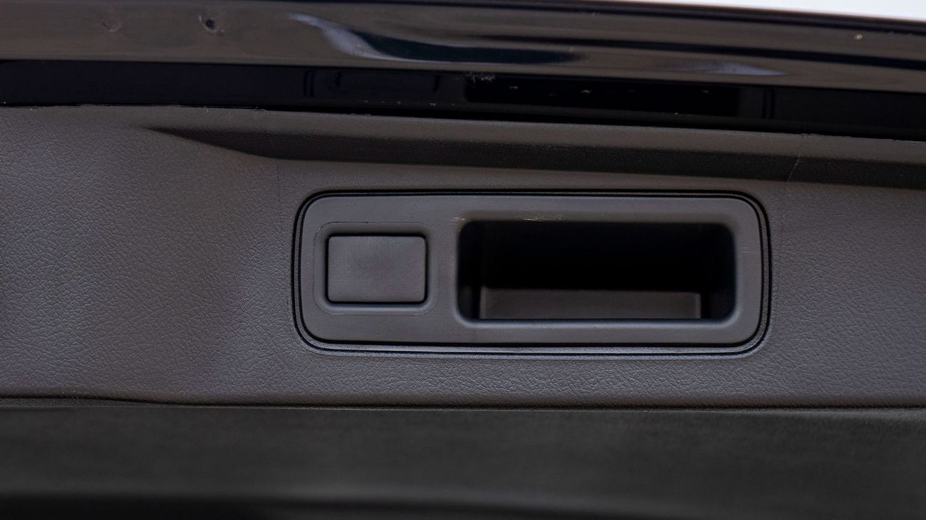 تويوتا فورتونر Toyota Fortuner 2.7L Petrol 4X4 MY2025