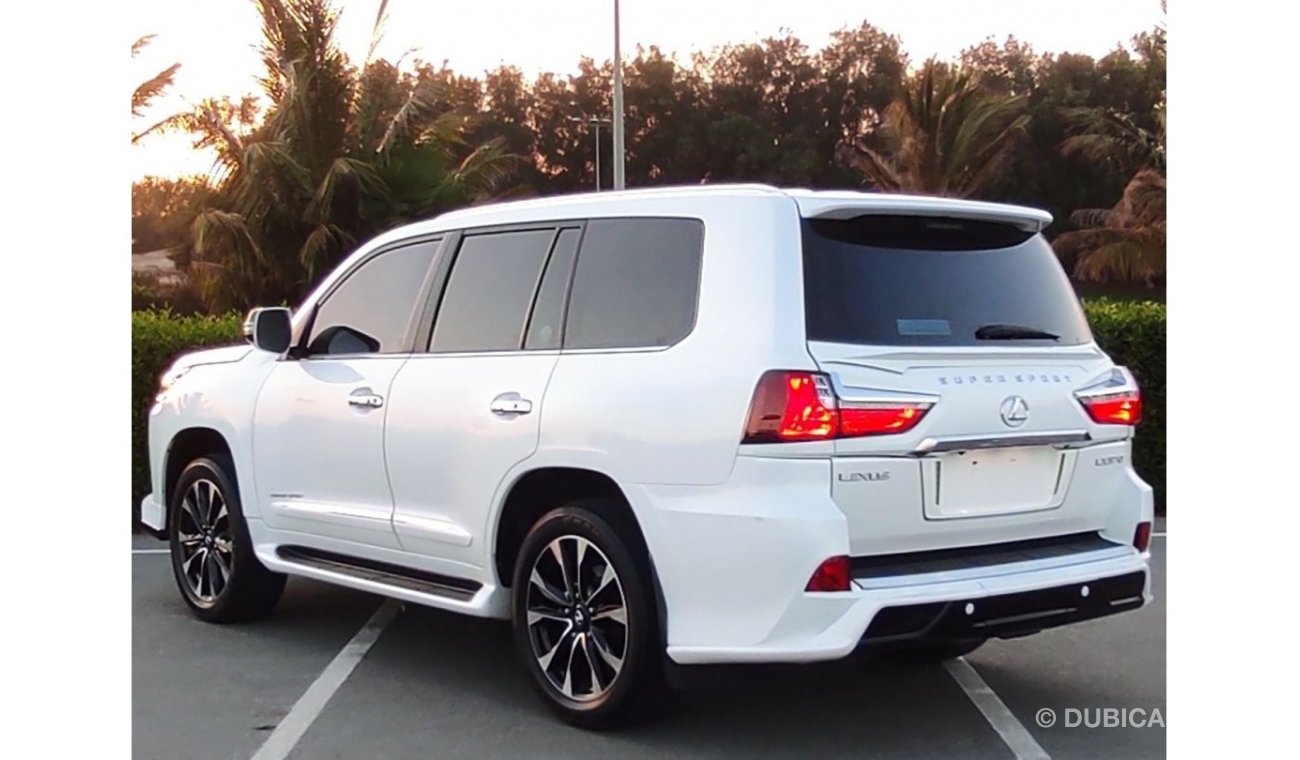 Lexus LX570