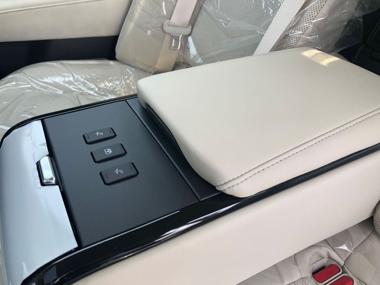 Toyota Crown TOYOTA_CROWN_2.5_HYBRID_FULL_OPTIONS_2023