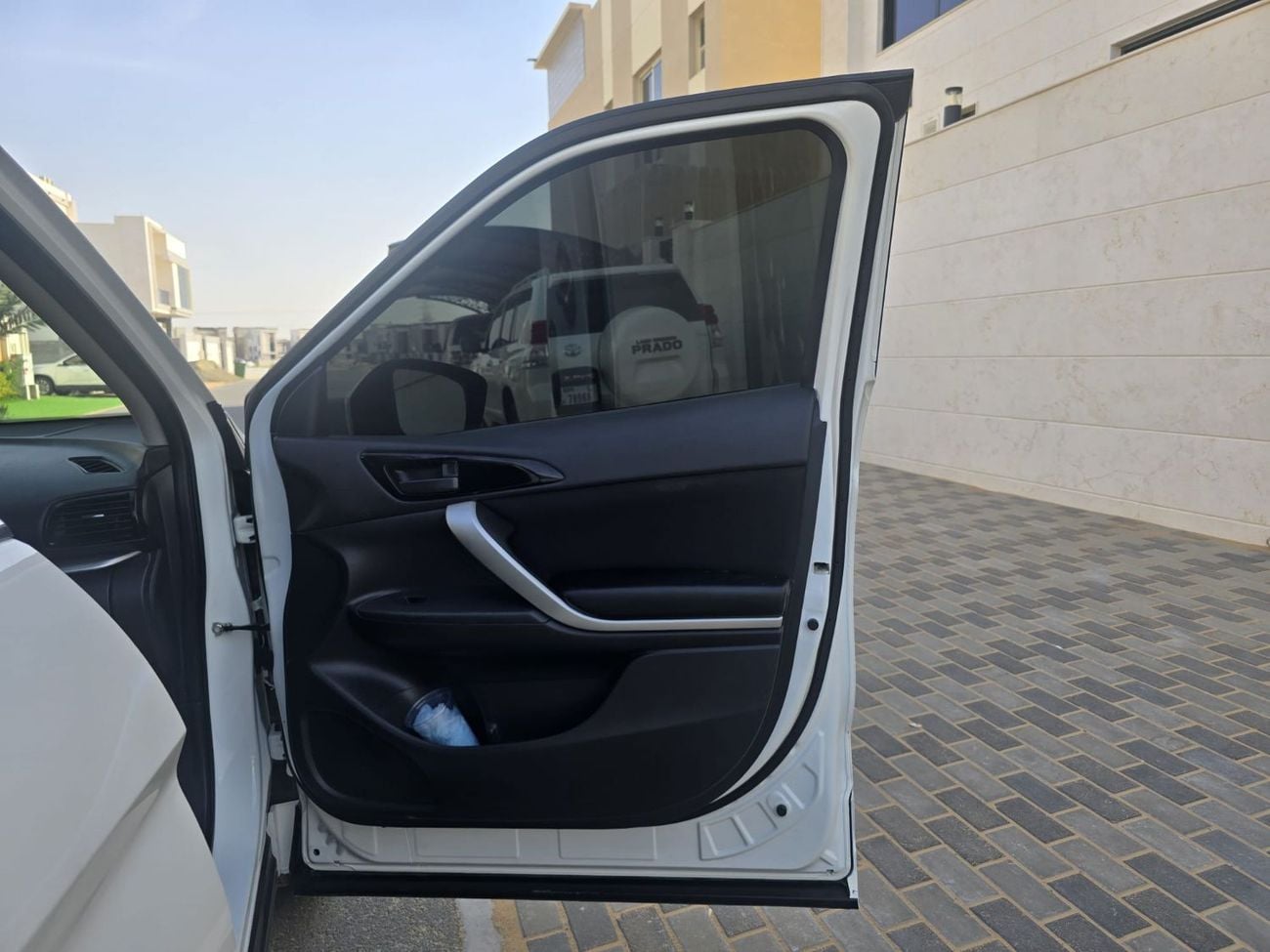 ميتسوبيشي إكلبس كروس 1.5T GLS (Mid Option)