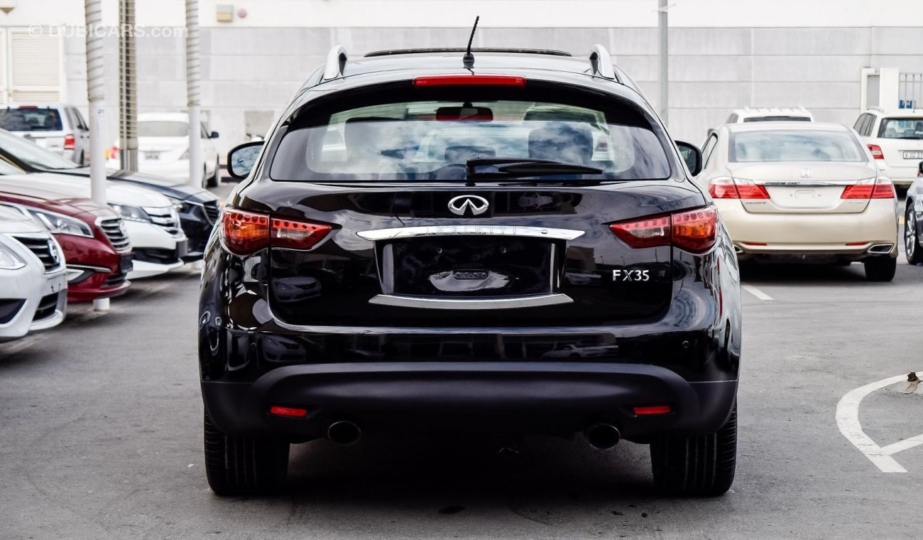 Infiniti FX35