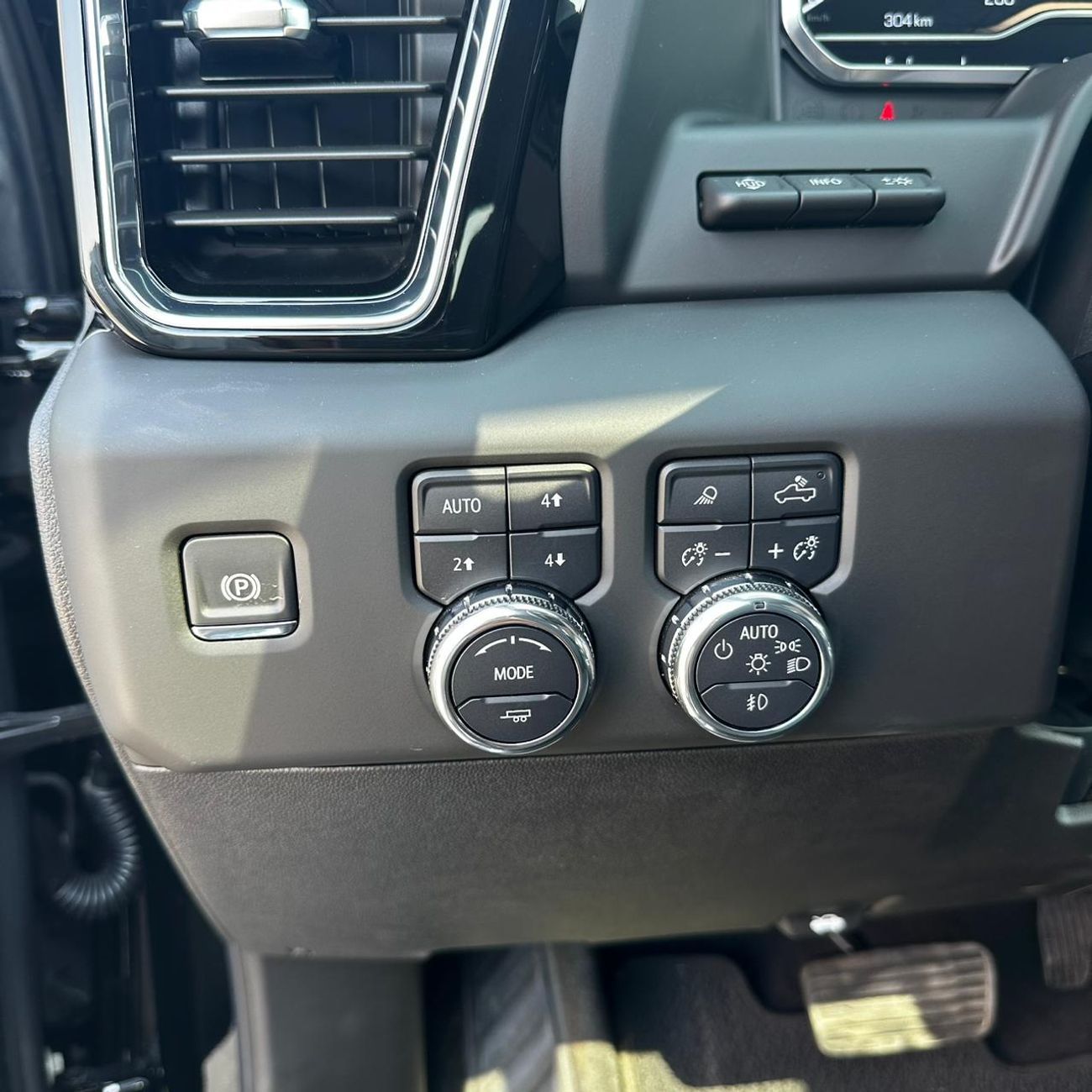 جي أم سي سييرا Denali 6.6L Diesel