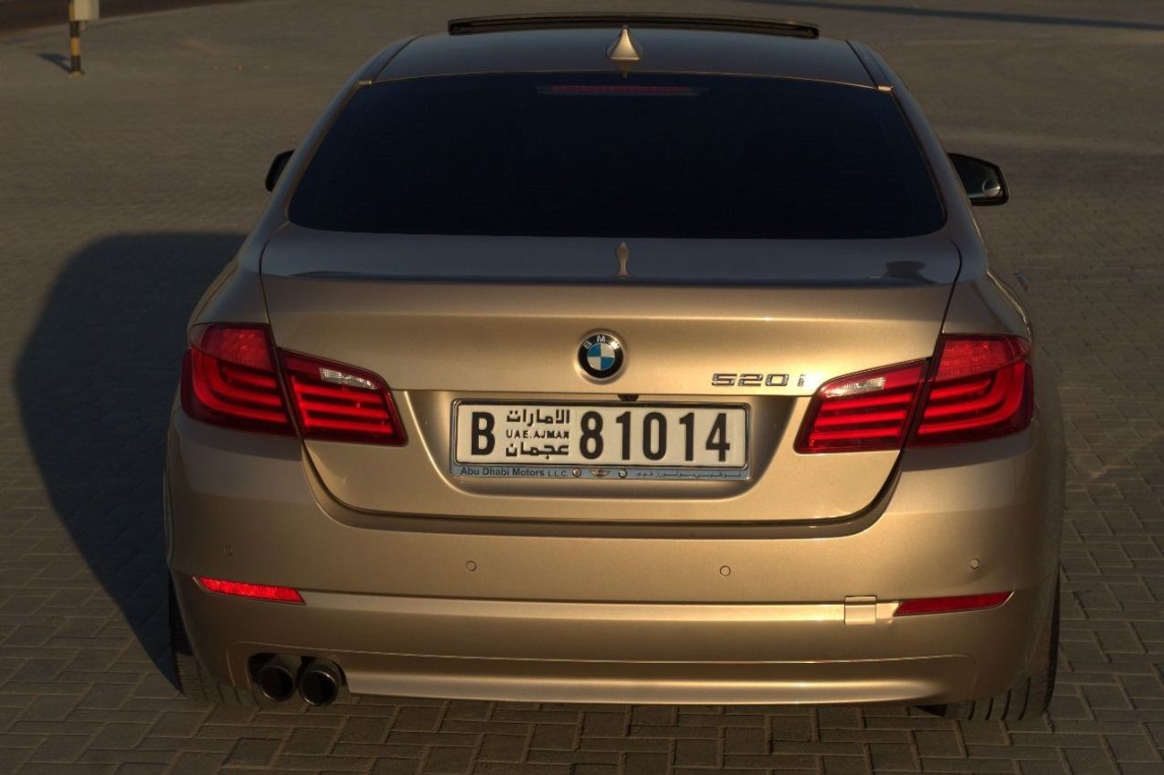 BMW 520i Executive BMW 520i 2013 model Mileage 98,000 k m Price : 40,000 dirhams  Gulf specifications, full o