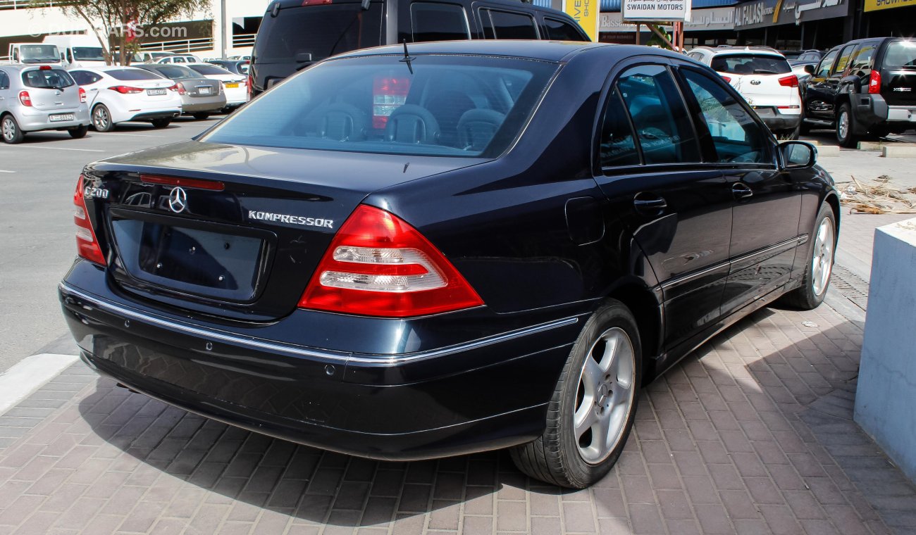 مرسيدس بنز C200 Kompressor