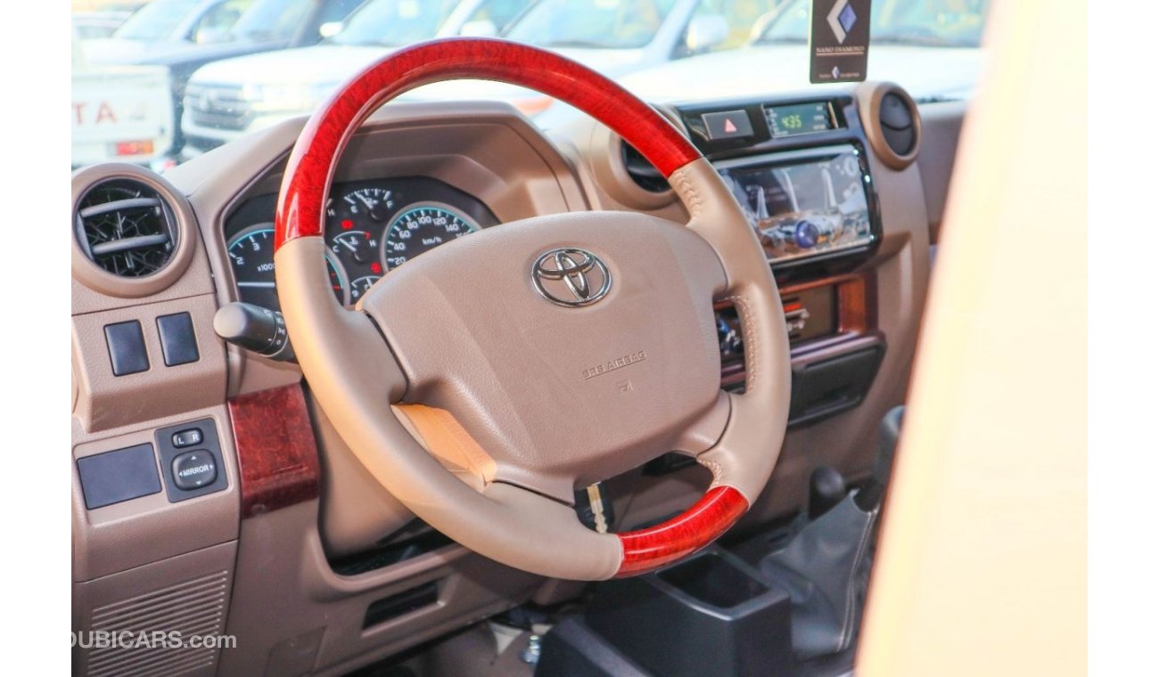 تويوتا لاند كروزر بيك آب TOYOTA LAND CRUISER DOUBLE CABIN PICKUP 4.0L V6 2022