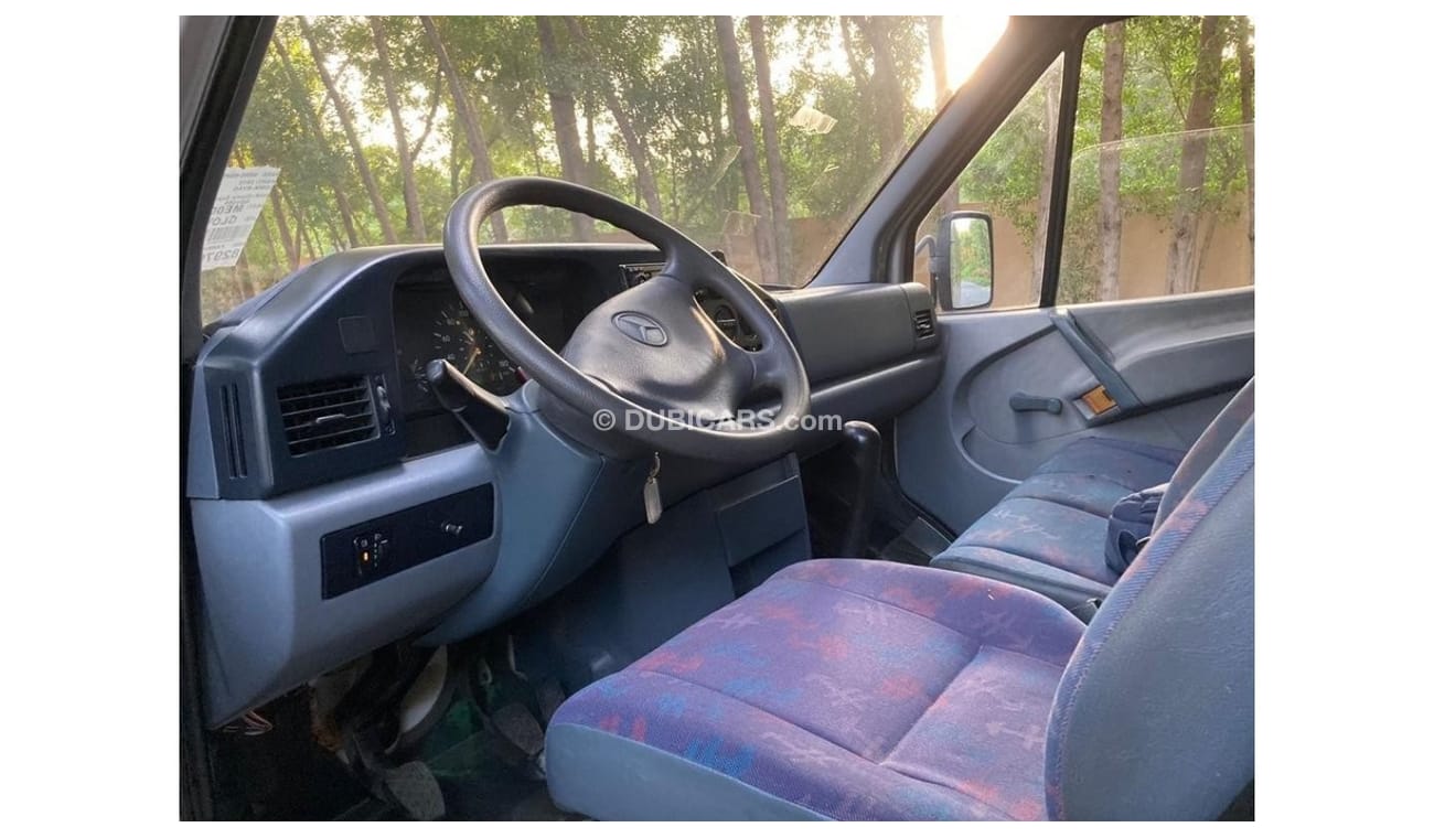 Mercedes-Benz Sprinter 2 head horse transporters