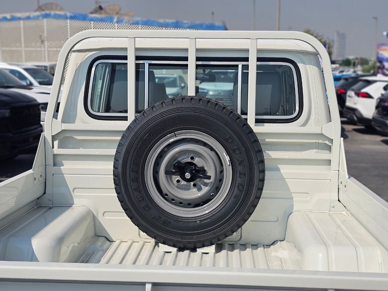 Toyota Land Cruiser Pick Up DC 4.2L DIESEL MANUAL TRANSMISSION ( FOR RE-EXPORT ONLY )