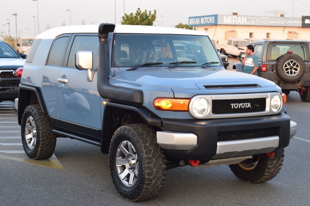 Toyota FJ Cruiser 2015 TOYOTA FJ CRUISER