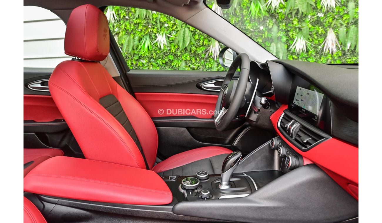 Alfa Romeo Giulia Super  | 2,152 P.M  | 0% Downpayment | Spectacular Condition!
