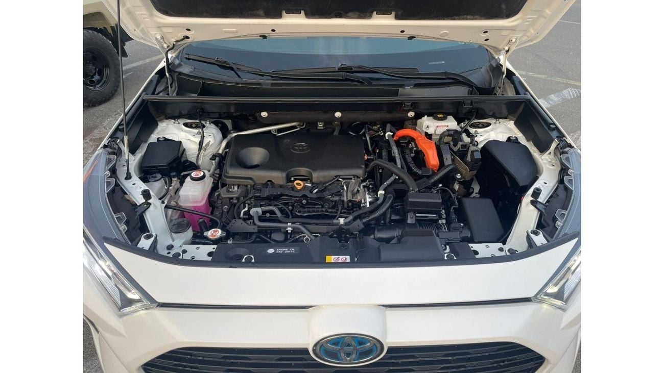Toyota RAV4 2020 Toyota Rav4 Hybrid Fuel XLE Full Option 4x4 AWD 2.5L V4 With 2 Keys & Multi Drive Mode -
