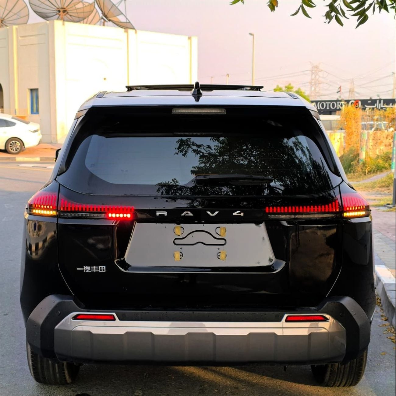 تويوتا راف ٤ XLE 2.0L 4WD Full Option 2026
