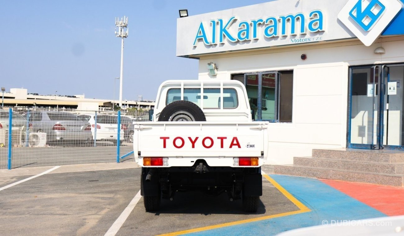 Toyota Land Cruiser Pick Up 4.2 L V6 Diesel,4/4,with Difflock , power window, center lock , ABS, (Export only)