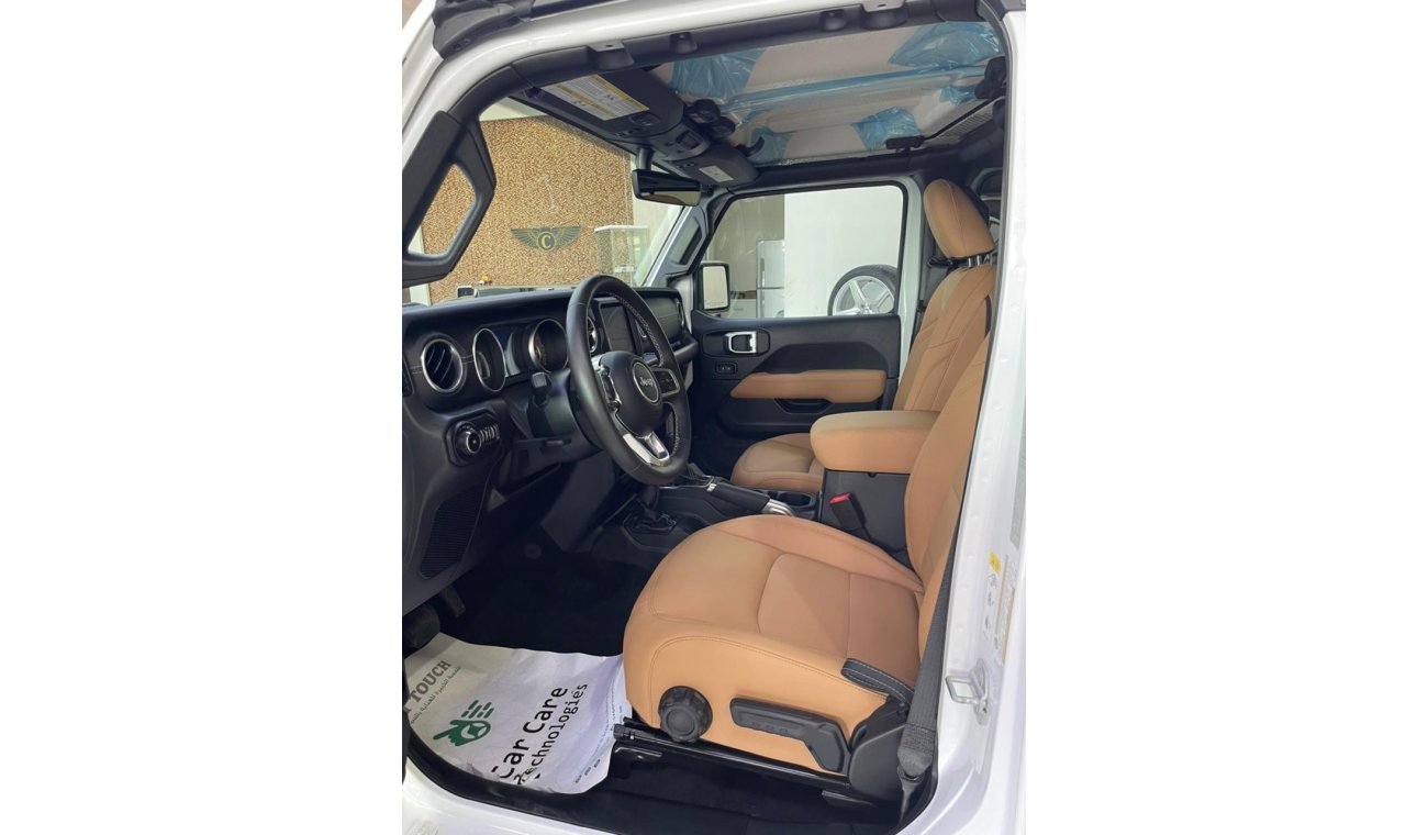 جيب رانجلر JEEP WRANGLER SAHARA