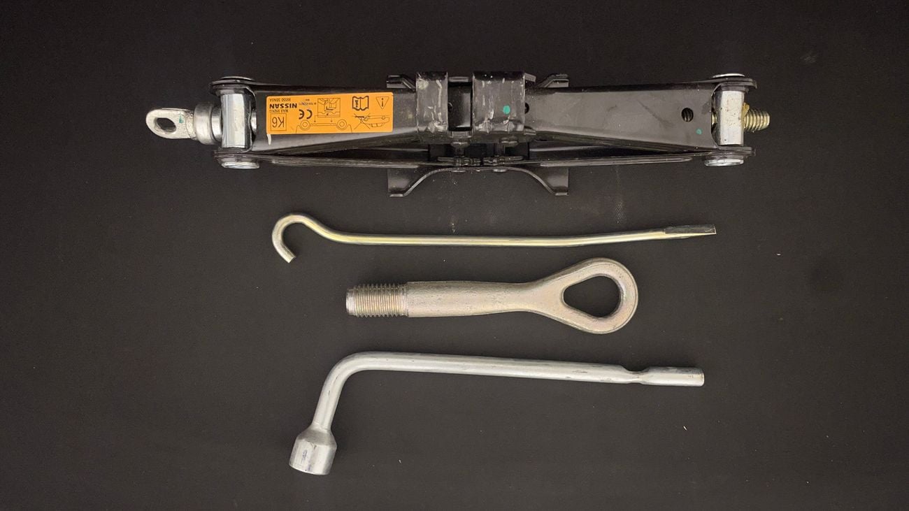 Nissan Sunny SV 1.5 | Zero Down Payment | Home Test Drive