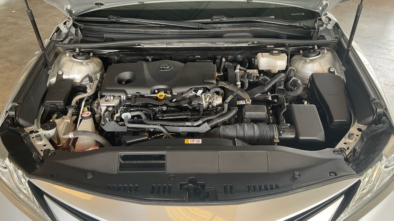 Toyota Camry 2.5 LIMITED HYBRID E-CVT | Guaranteed Warranty | 0 Down Payment