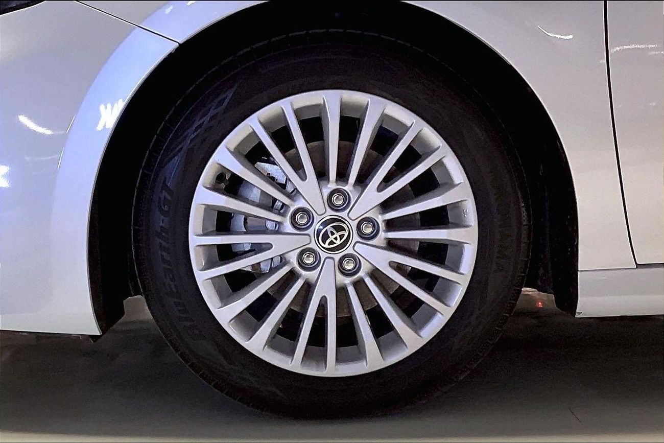 Toyota Camry XLE | upto AED 20,000 Ramadan Discount | Guaranteed Warranty | 0 Down Payment