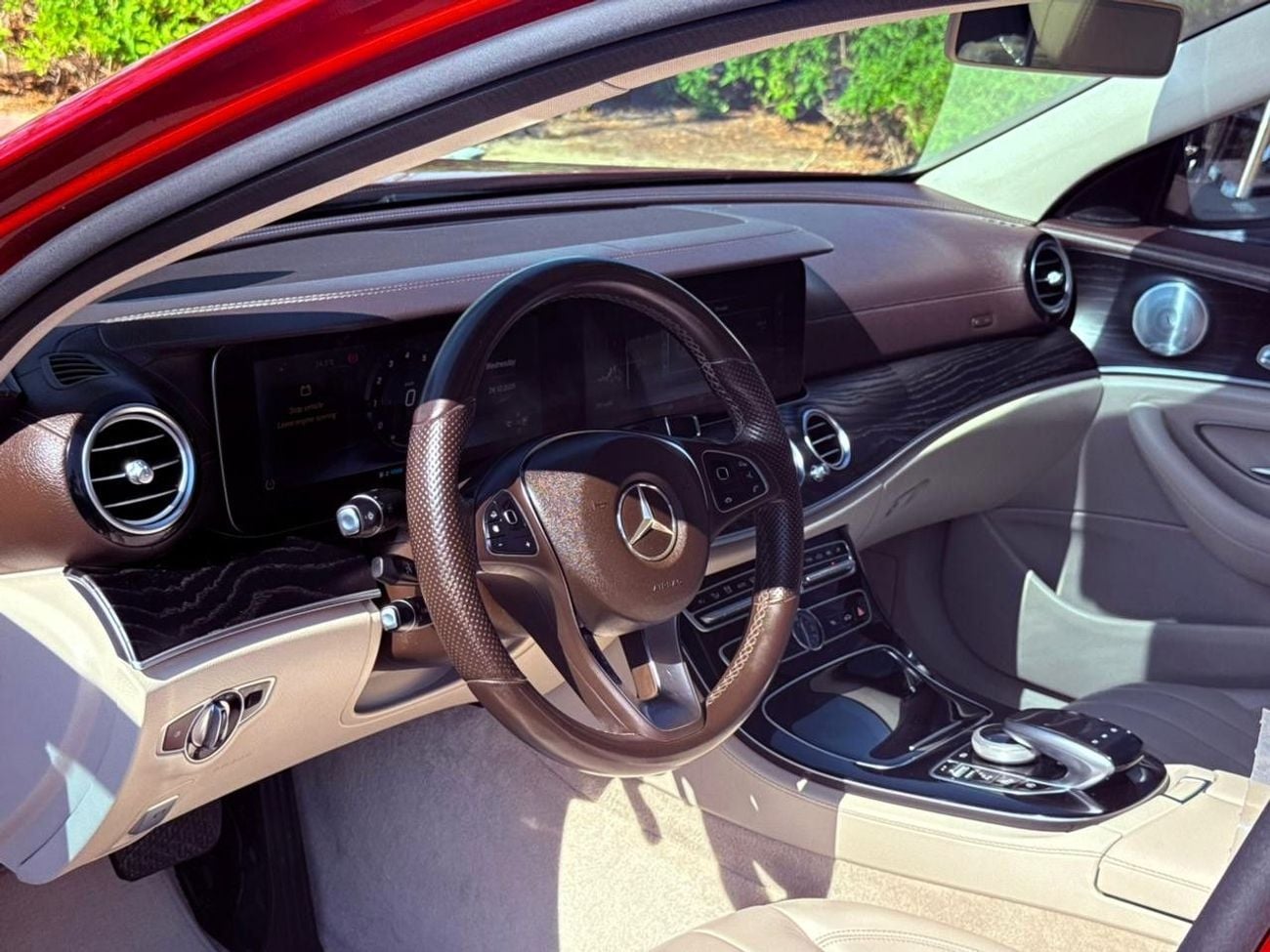 Mercedes-Benz E200 MERCEDES BENZ E200 | GCC SPECS | YEAR: 2017 | KMS: 178,500 | FULL OPTION