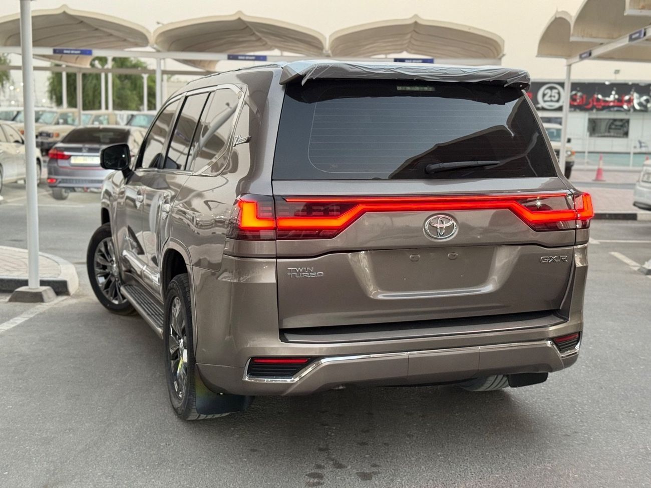 Toyota Land Cruiser GXR+ 4.0L