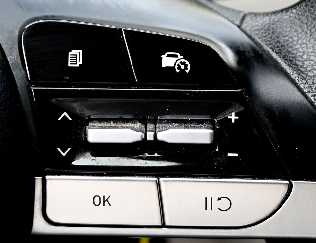 هيونداي توسون 2.0L Smart (FWD)