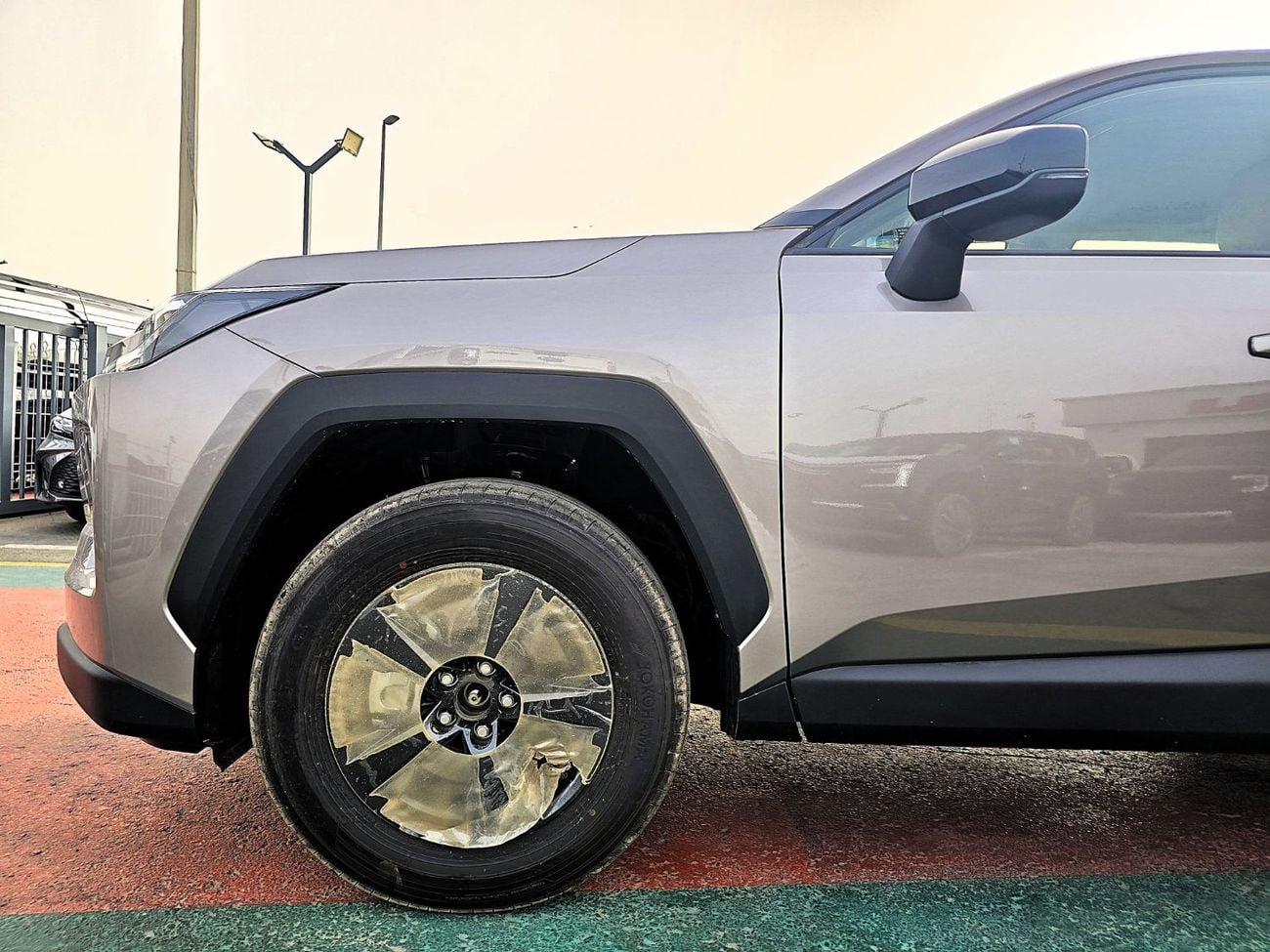 Toyota RAV4 RAV4 Hybrid 2.5L AT FWD SUV GCC Bronze color 2026 model