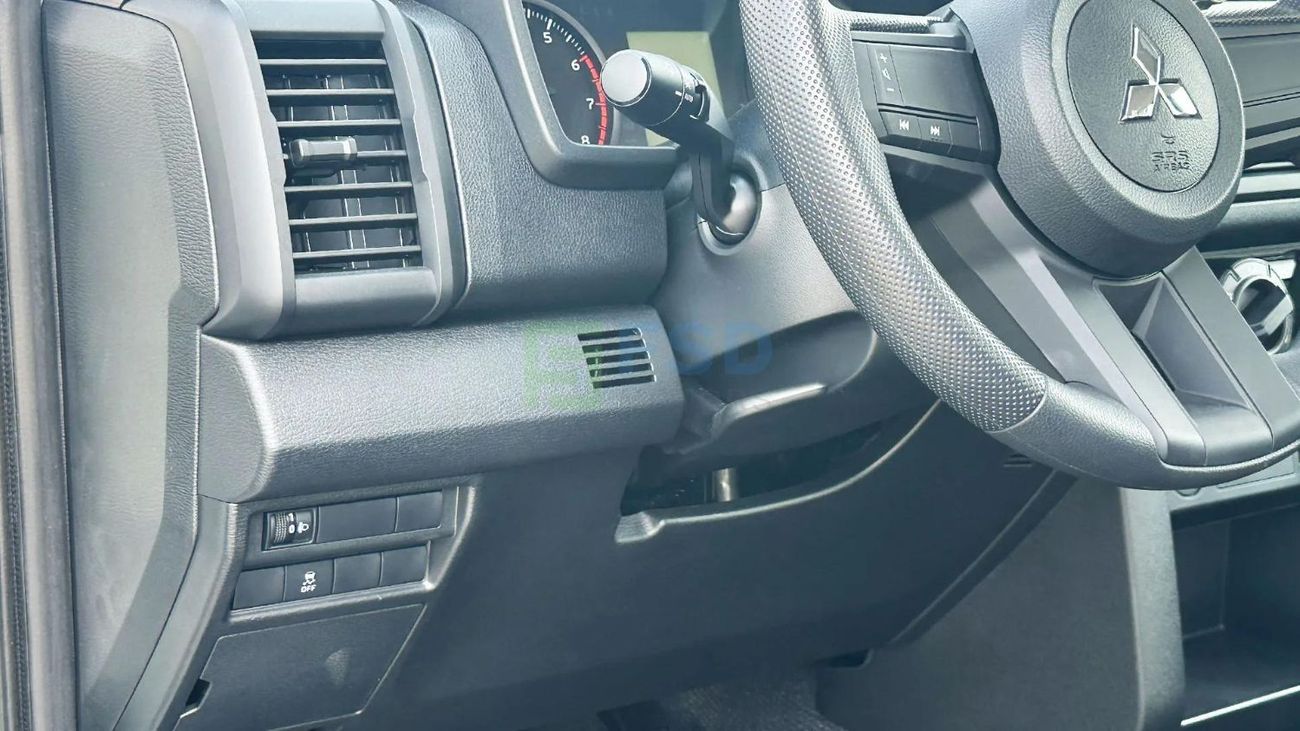 ميتسوبيشي L200 Mitsubishi L200 2.4L GLX New Face DC 4WD 5MT MY-2024