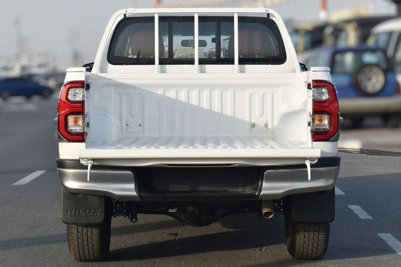 Toyota Hilux 2023 MODEL: TOYOTA HILUX 2.7L M/T SR5