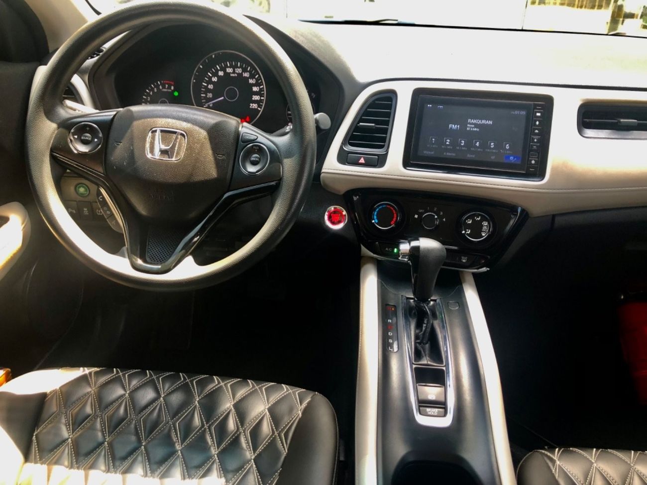 Honda HRV EX Honda HR-V 2021 GCC Specs ، 1.8L ,LOW MILEAGE , GOOD CONDITIO